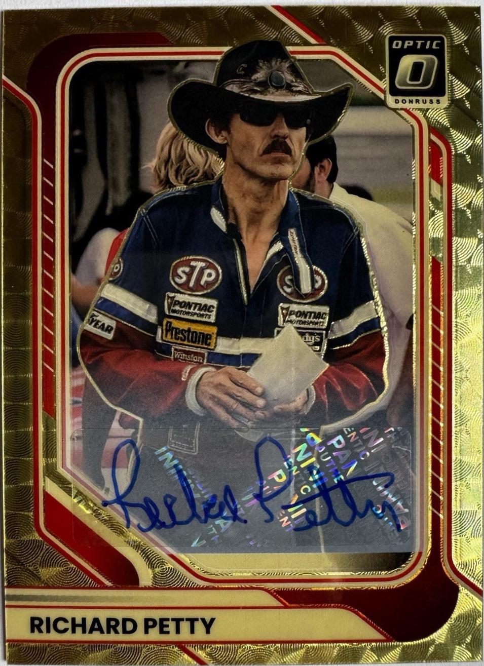 Richard Petty [Gold Vinyl Optic Signature] #87
