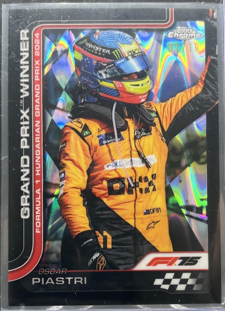 Oscar Piastri [Black RayWave Refractor] #105