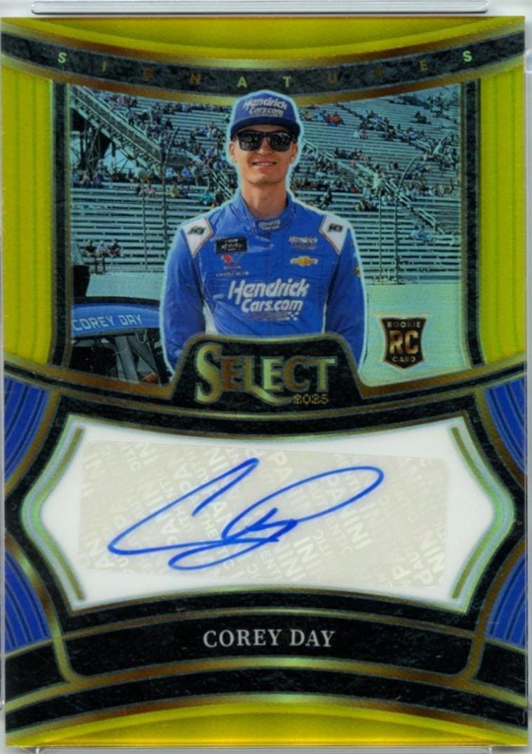 Corey Day [Gold Prizm] #14