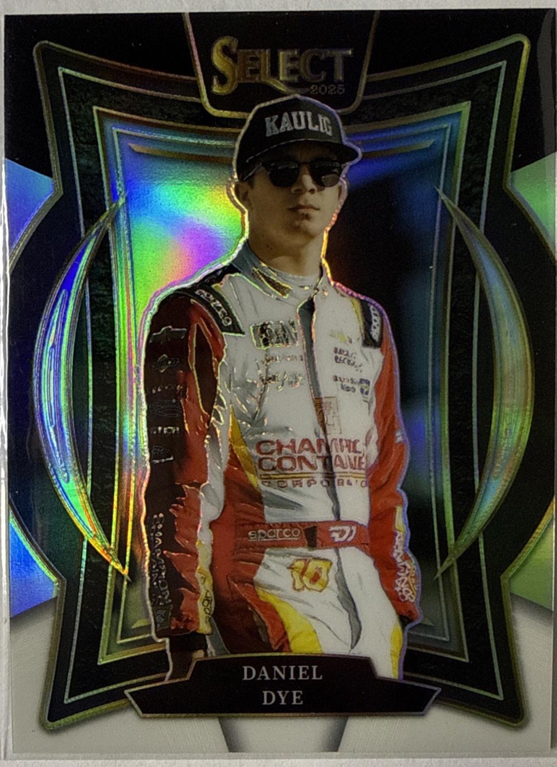 Daniel Dye [Black White Prizm] #30