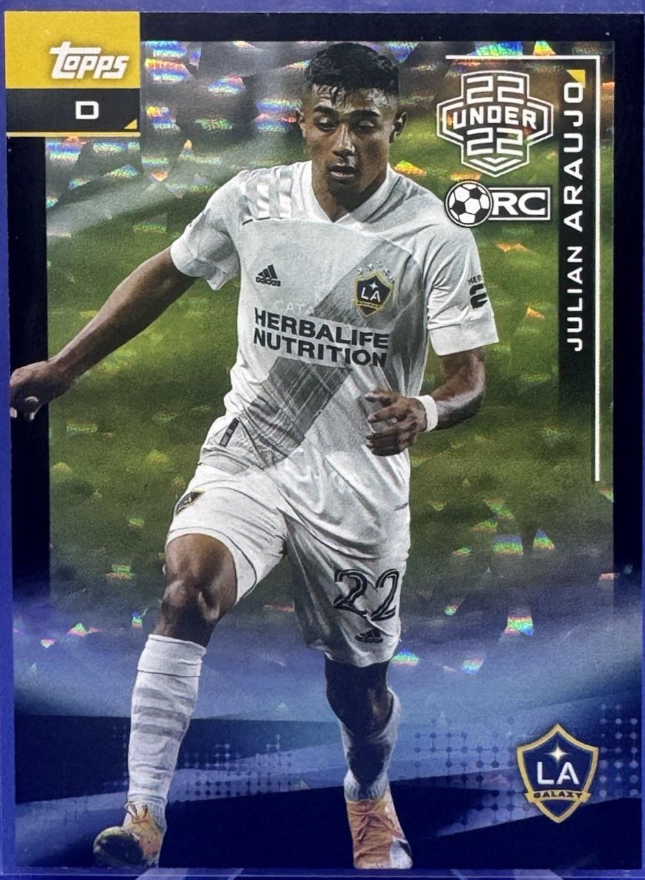 Julian Araujo [Icy Black Foil] #170