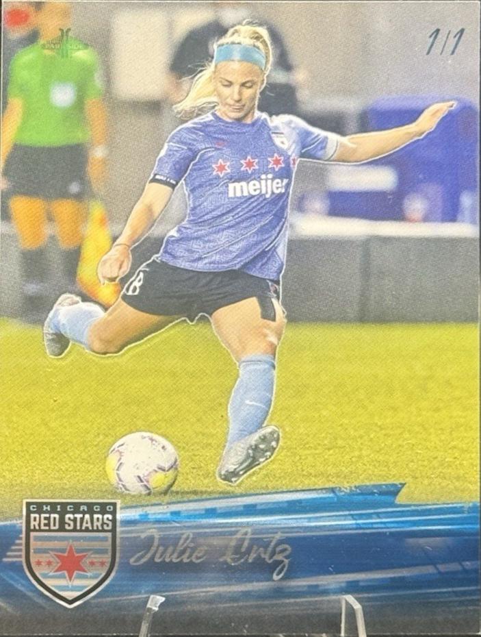 Julie Ertz [Chrome] #110