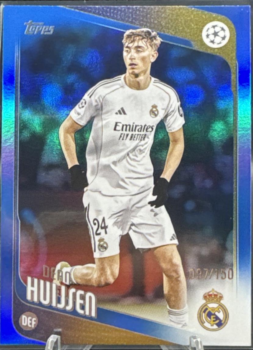 Dean Huijsen [Blue] #39