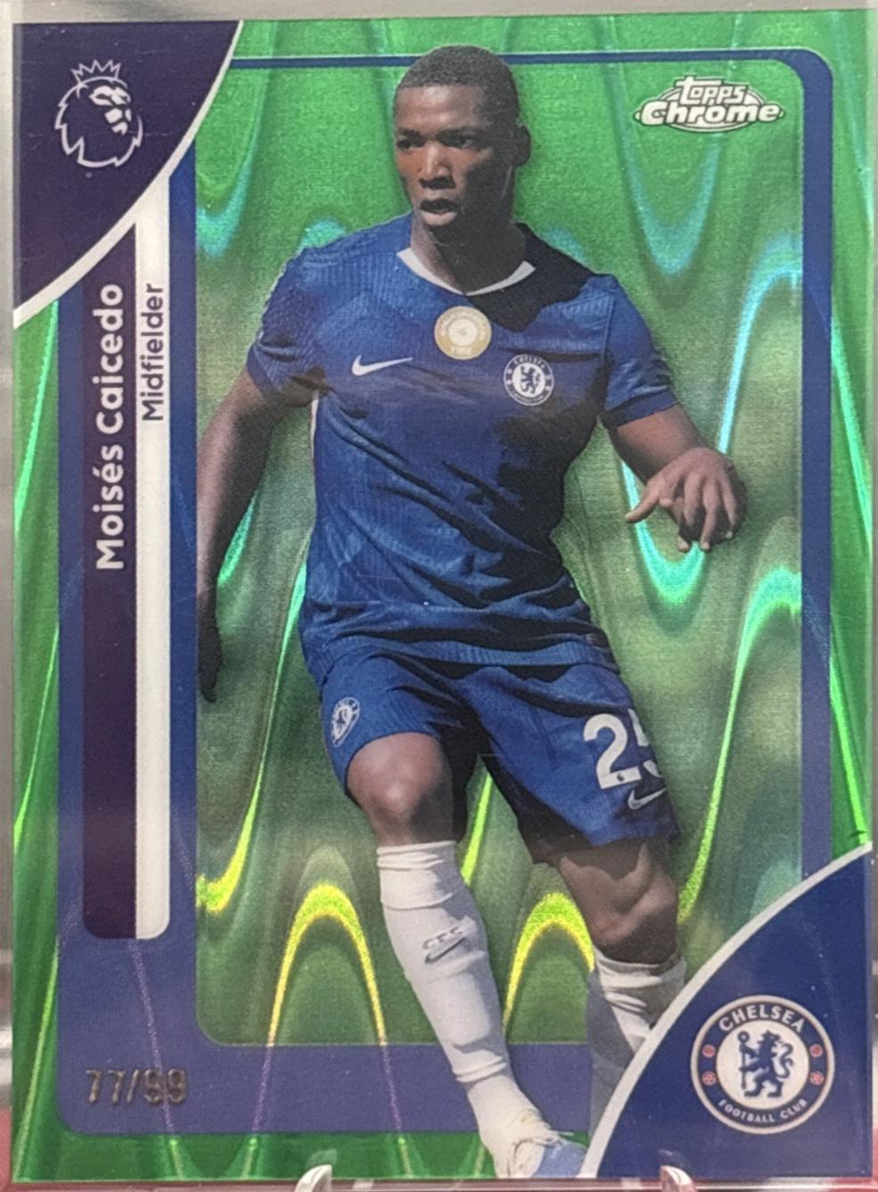Moises Caicedo [Green Refractor] #67