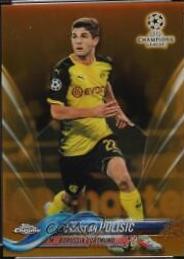 Christian Pulisic [Dribbling Gold Refractor] #25