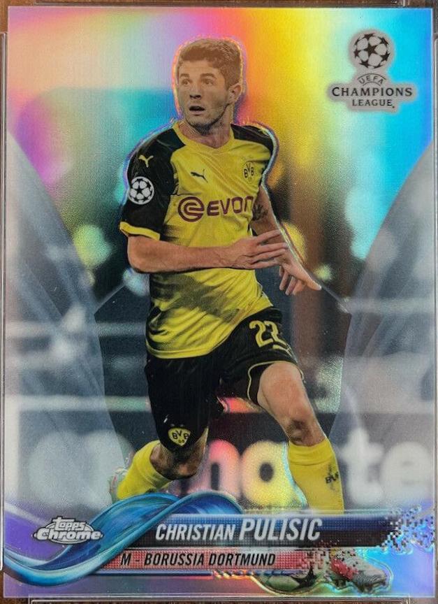 Christian Pulisic [Dribbling Refractor] #25