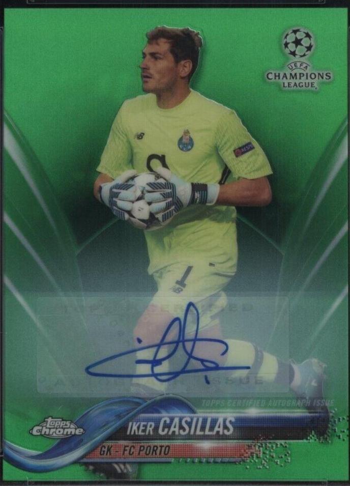Iker Casillas [Autograph Green Refractor] #44