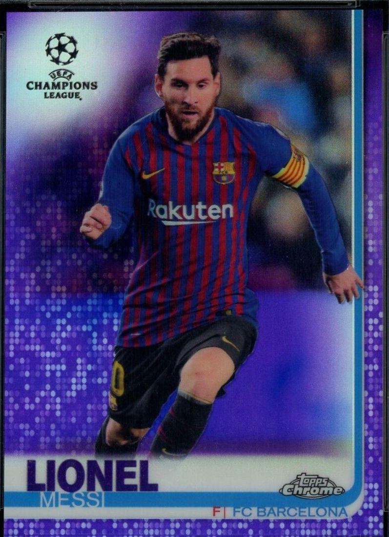 Lionel Messi [Running Purple Refractor] #1