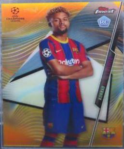 Konrad de la Fuente [Gold Refractor] #44