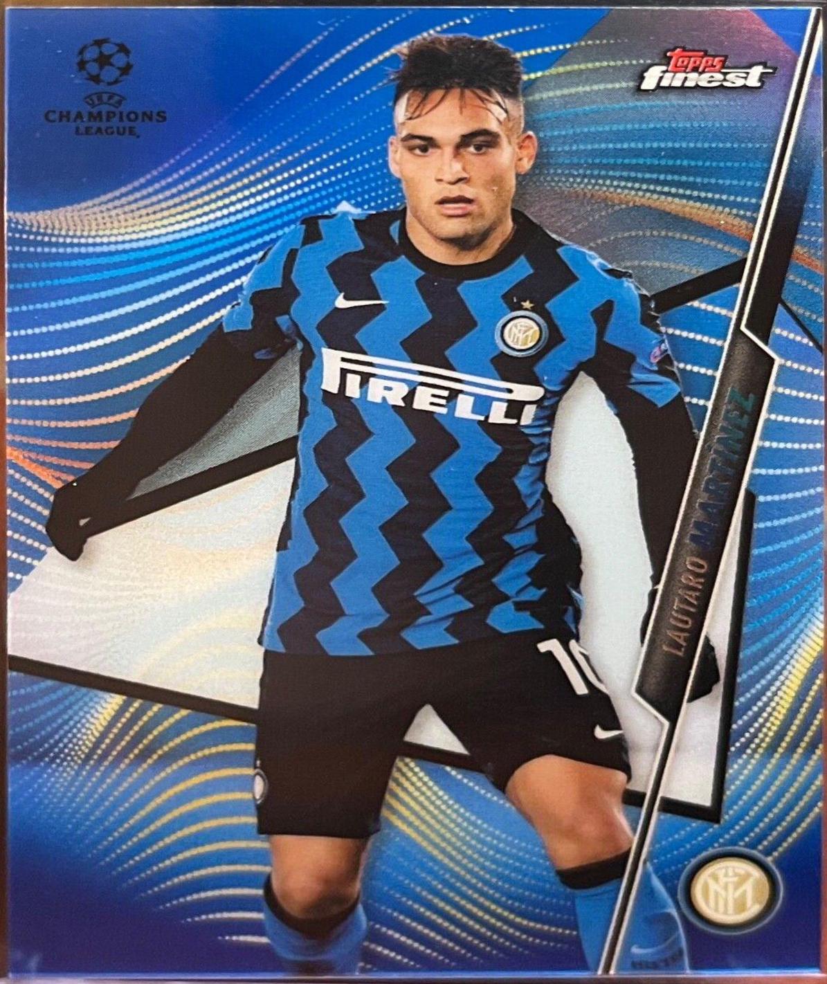 Lautaro Martinez [Blue Refractor] #17