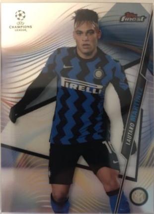 Lautaro Martinez [Refractor] #17