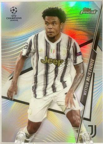 Weston McKennie [Refractor] #15