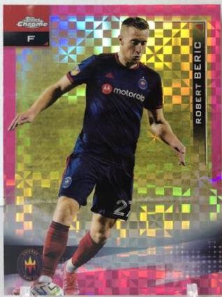 Robert Beric [Pink Xfractor] #56