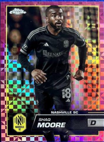 Shaq Moore [Pink Xfractor] #95