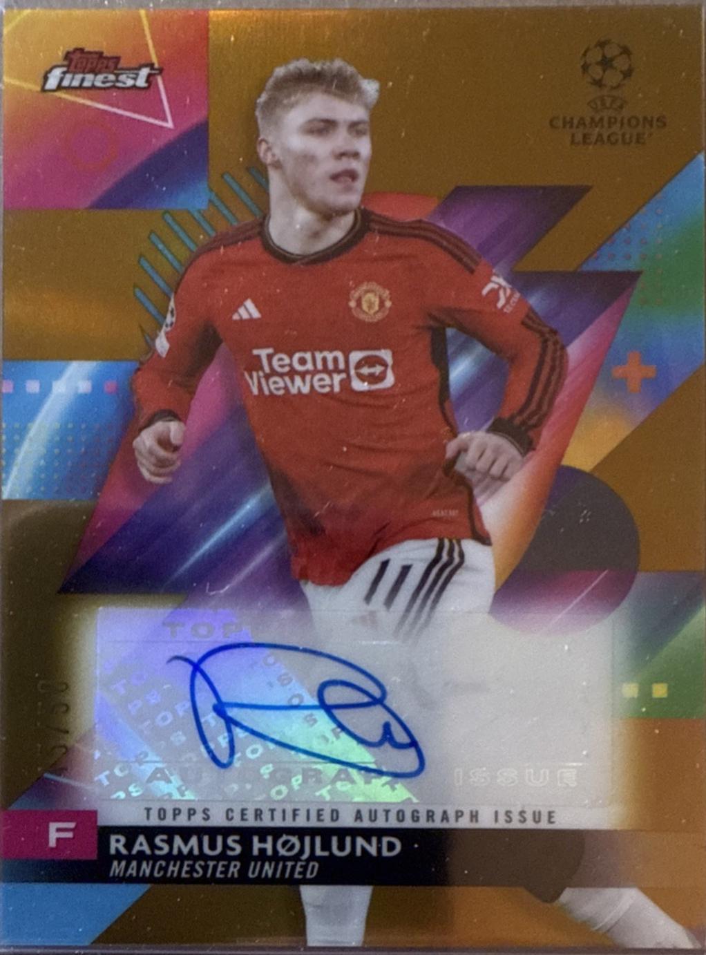 Rasmus Hojlund [Gold Refractor] #A-RH