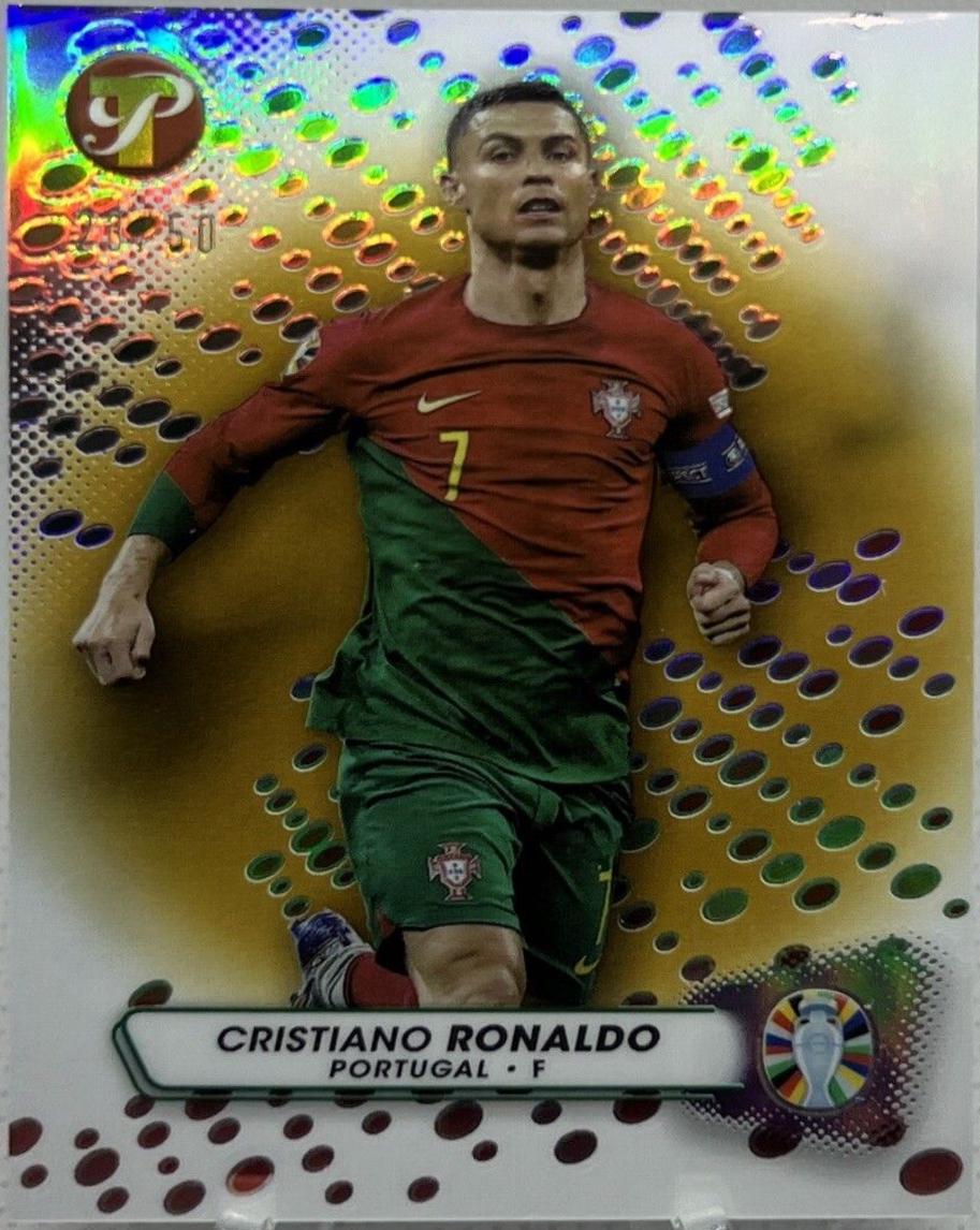 Cristiano Ronaldo [Gold Refractor] #131