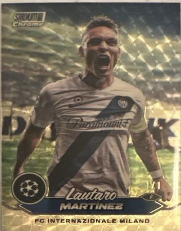 Lautaro Martinez [Superfractor] #10