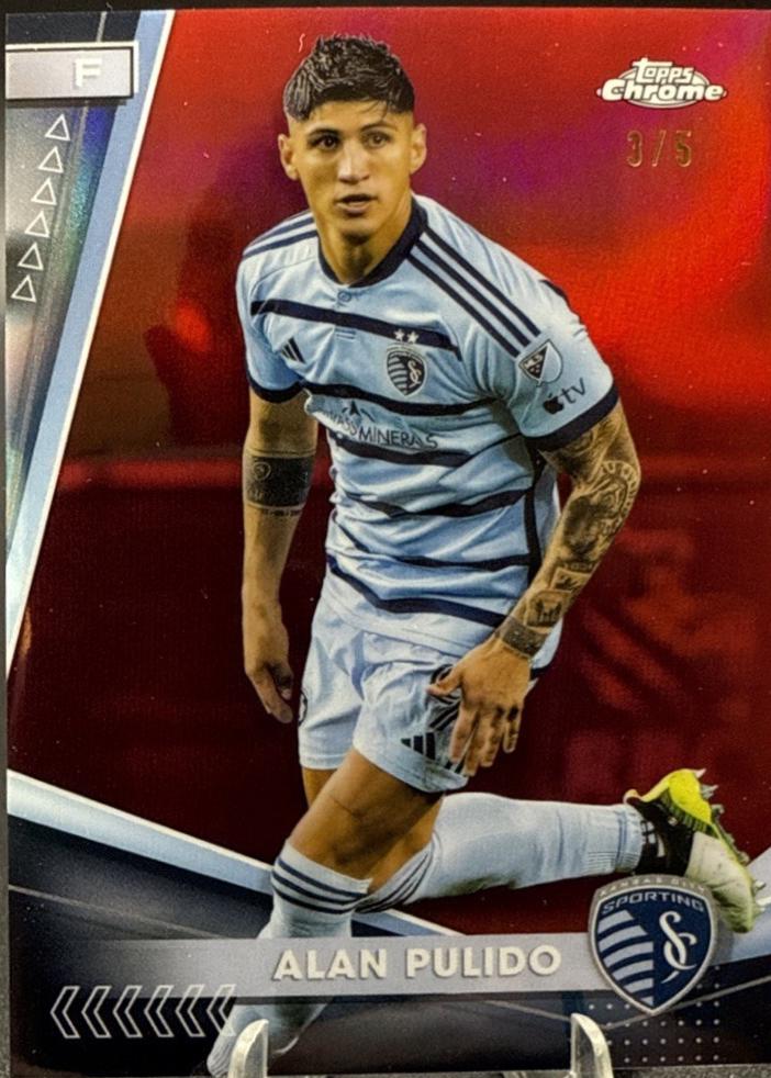 Alan Pulido [Red Refractor] #193