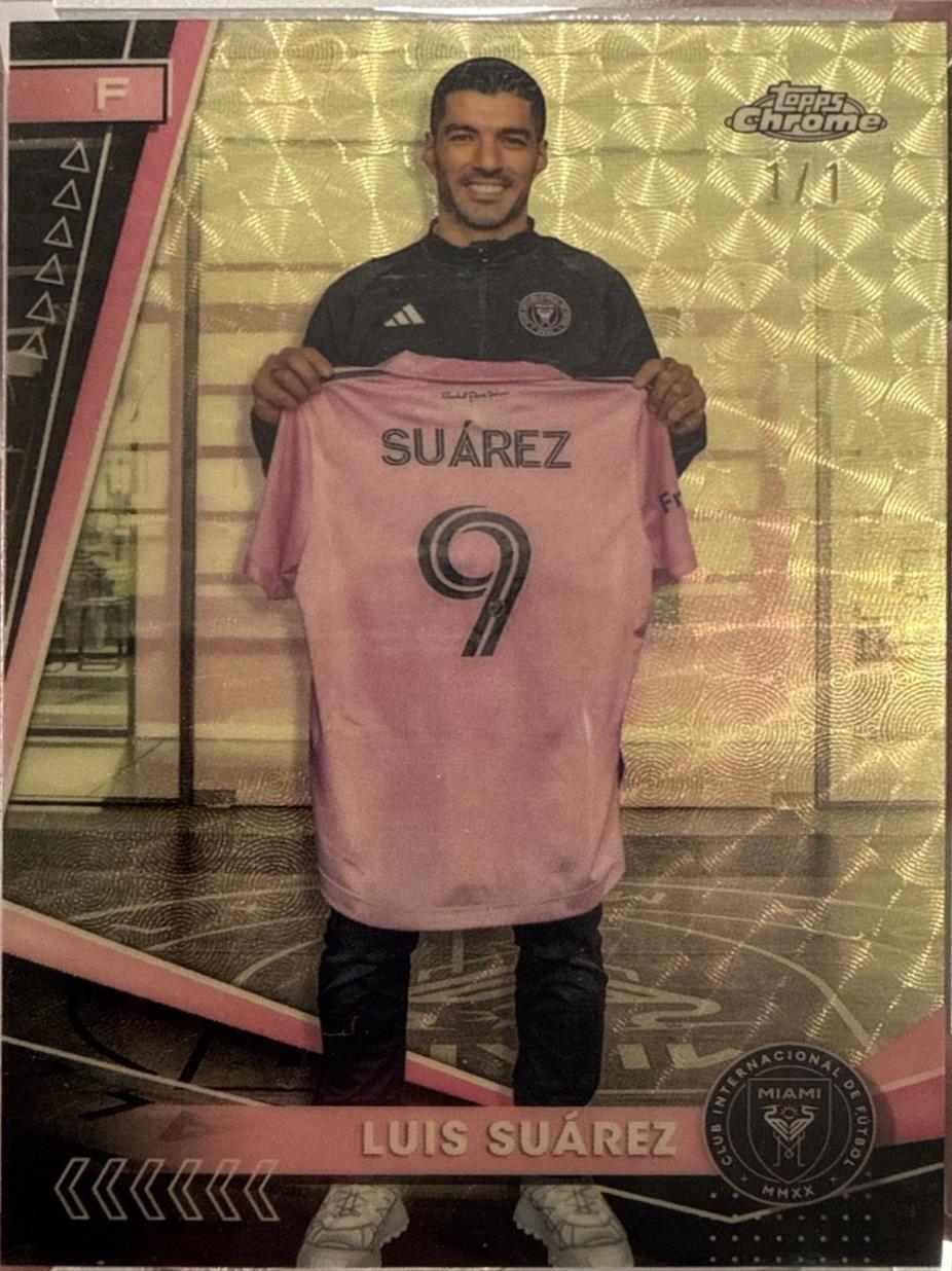Luis Suarez [Superfractor Image Variation] #50