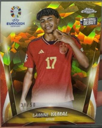 Lamine Yamal [Gold Variation] #17