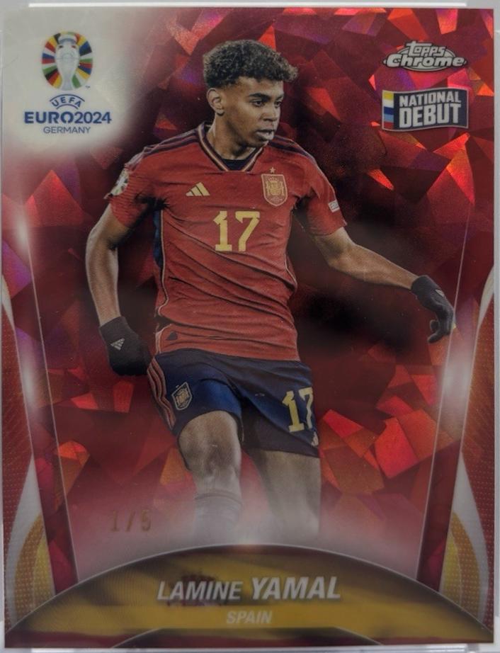 Lamine Yamal [Red] #17