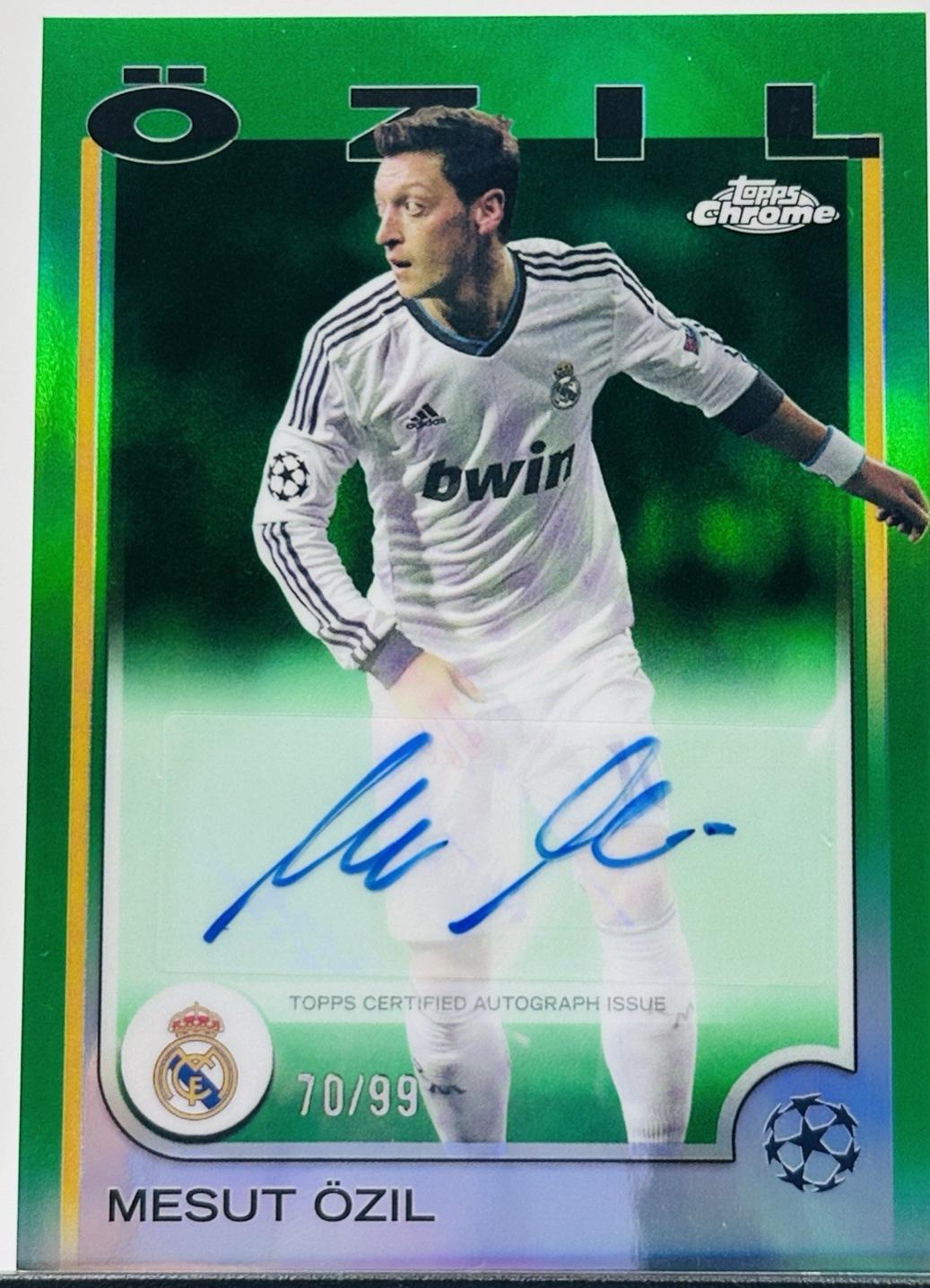 Mesut Ozil [Green Refractor] #CA-OZ