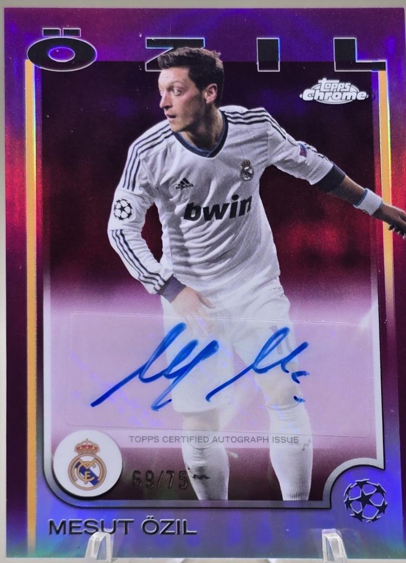 Mesut Ozil [Magenta Refractor] #CA-OZ