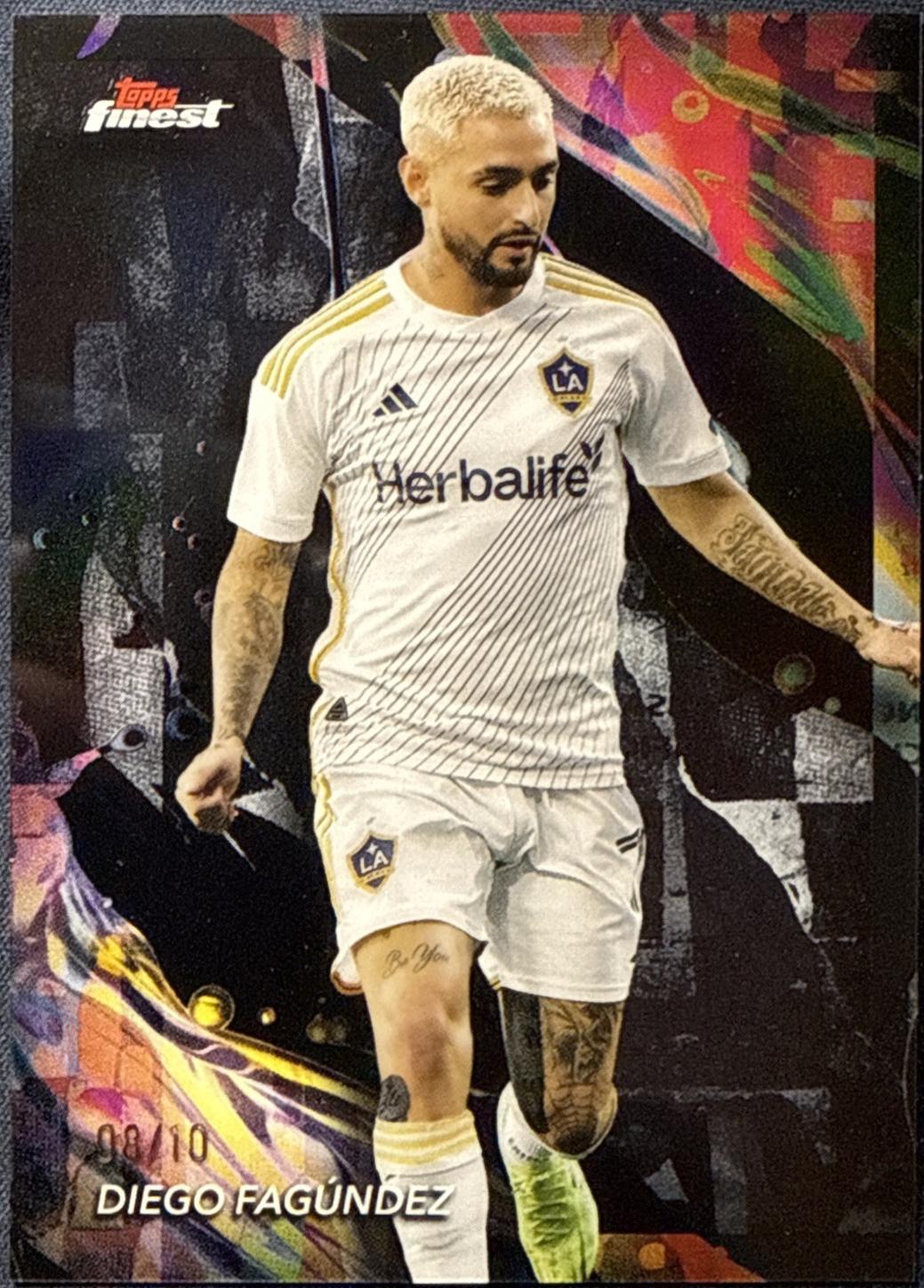 Diego Fagundez [Black Refractor] #181