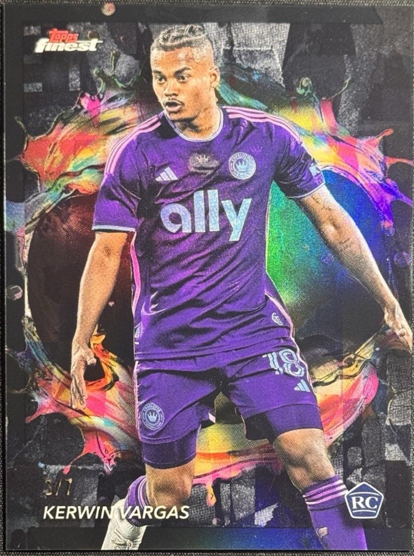 Kerwin Vargas [Black Refractor] #259