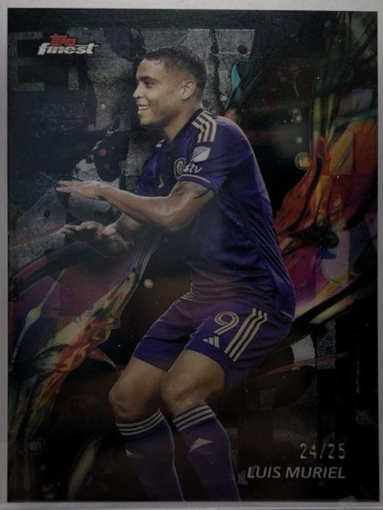 Luis Muriel [Black Refractor] #48