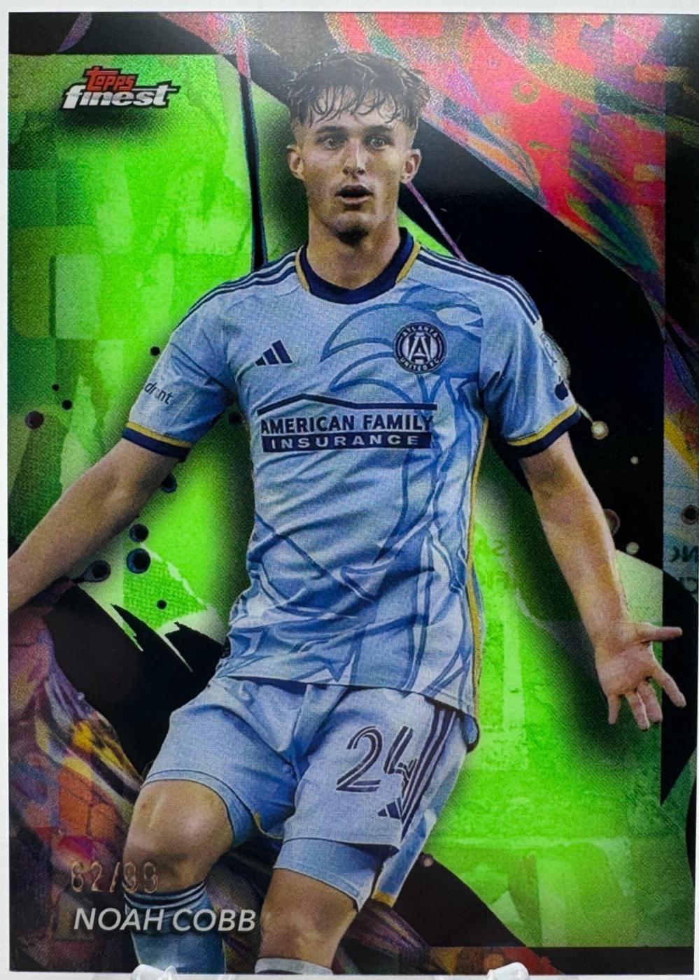 Noah Cobb [Neon Green Refractor] #151