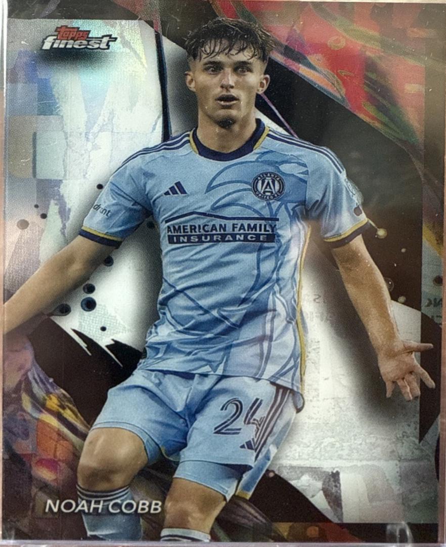 Noah Cobb [Refractor] #151