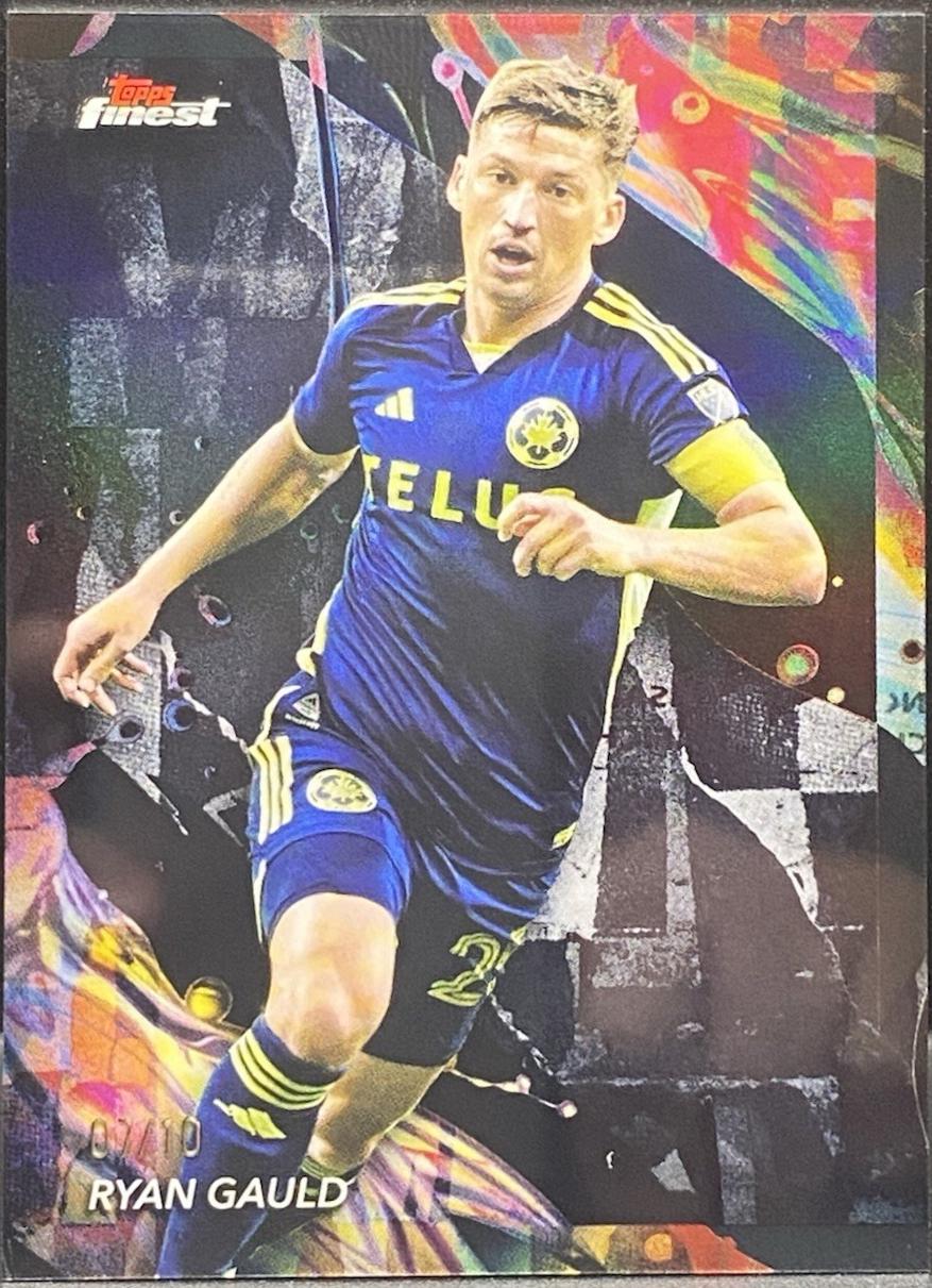 Ryan Gauld [Black Refractor] #129