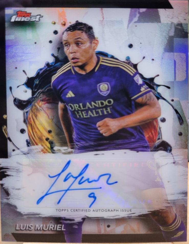 Luis Muriel [Orange Refractor] #BA-MU