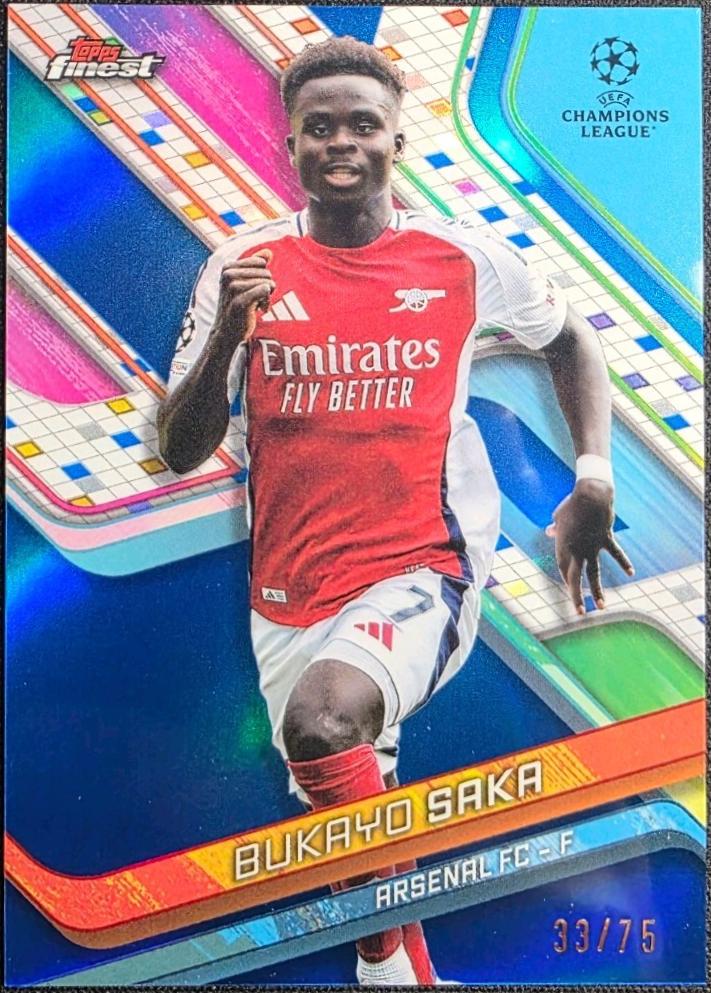 Bukayo Saka [Blue Refractor] #77