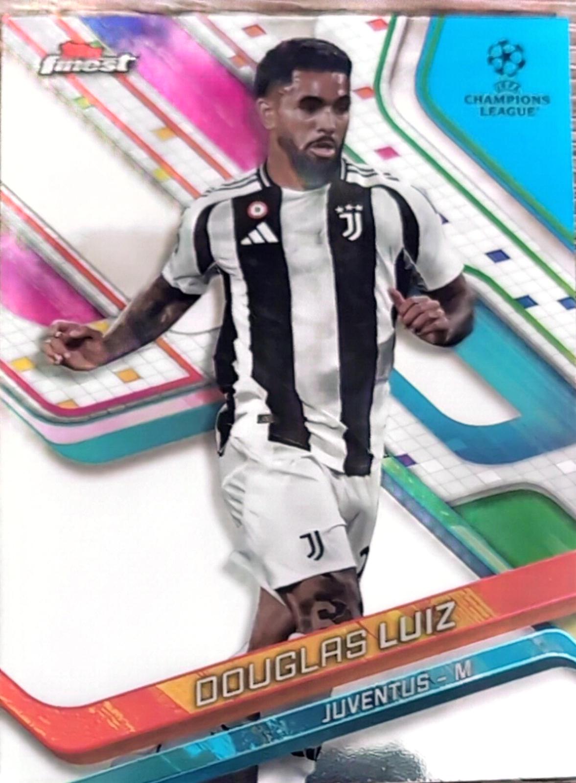 Douglas Luiz #23