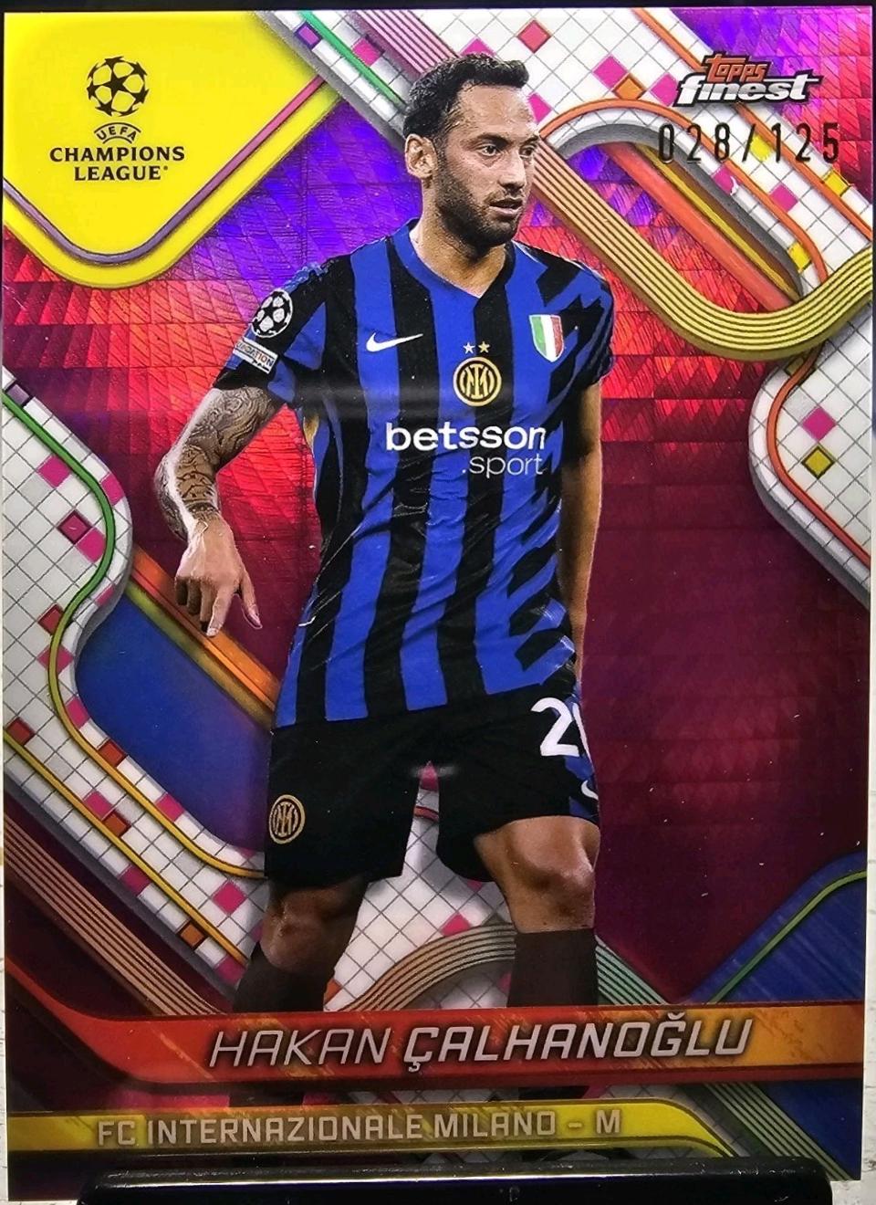 Hakan Calhanoglu [Pink Prism Refractor] #61