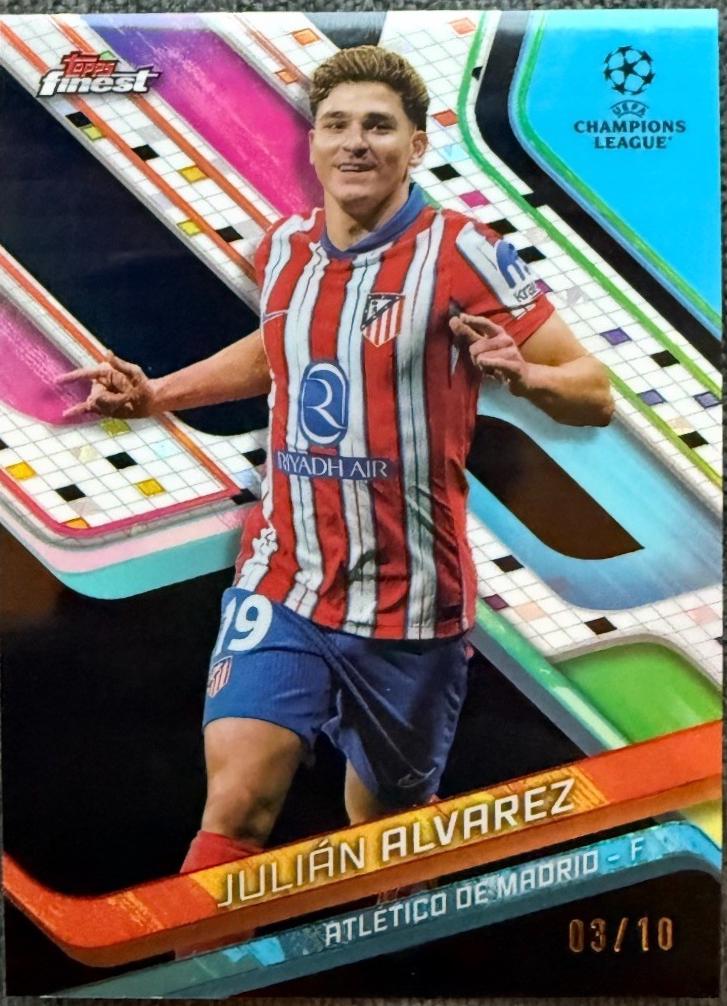 Julian Alvarez [Black Refractor] #91