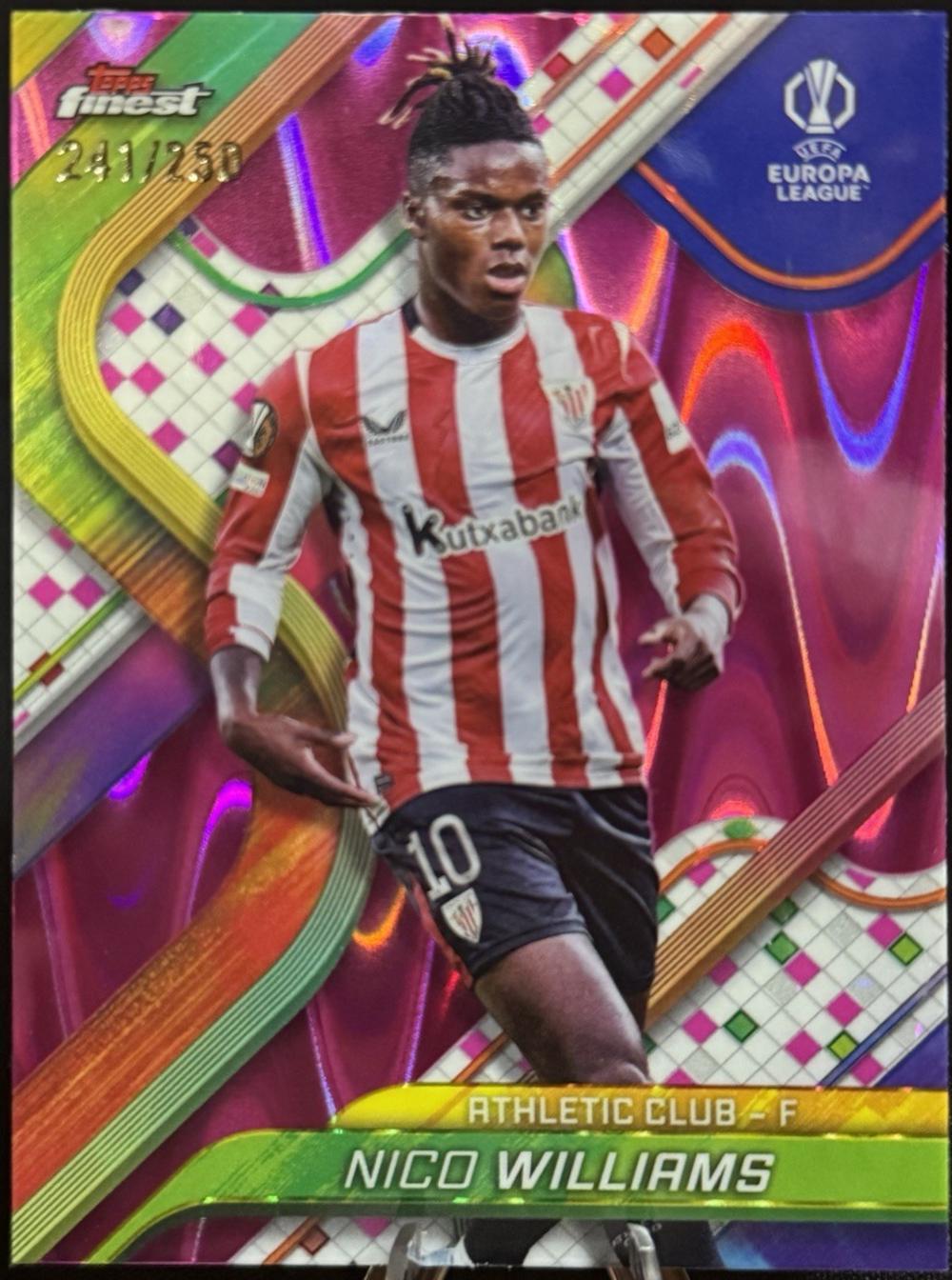 Nico Williams [Pink Raywave Refractor] #69