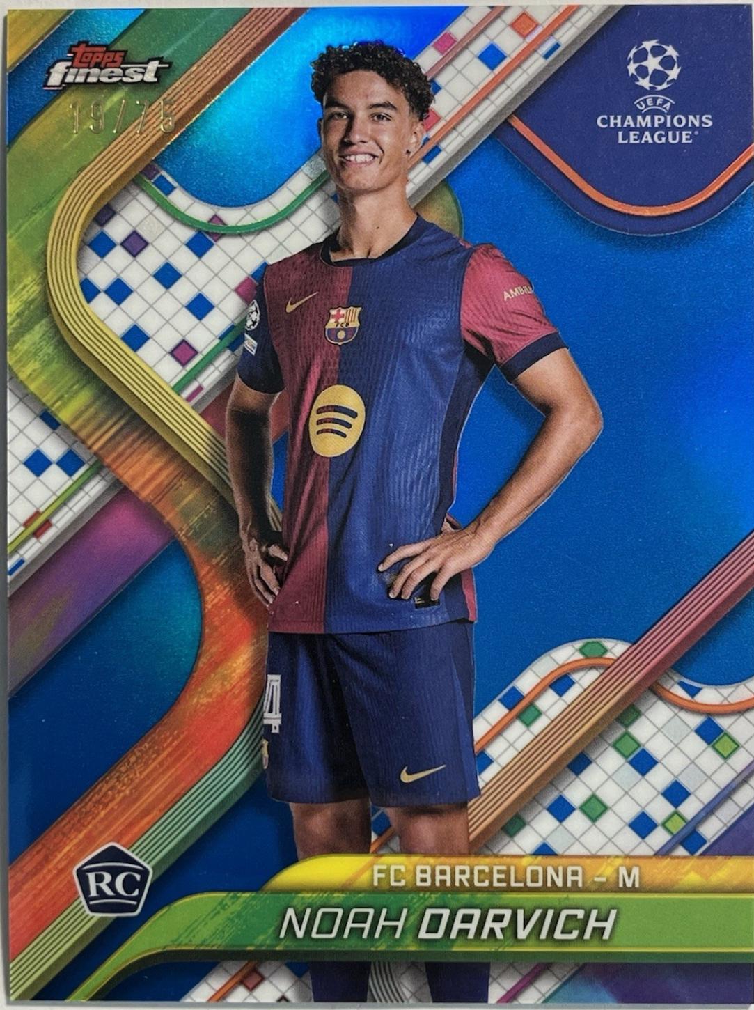 Noah Darvich [Blue Refractor] #16
