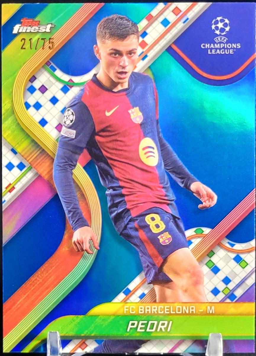 Pedri [Blue Refractor] #136