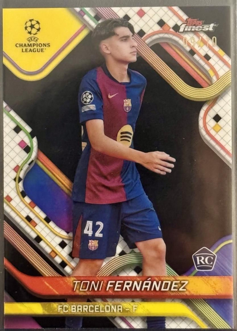 Toni Fernandez [Black Refractor] #123