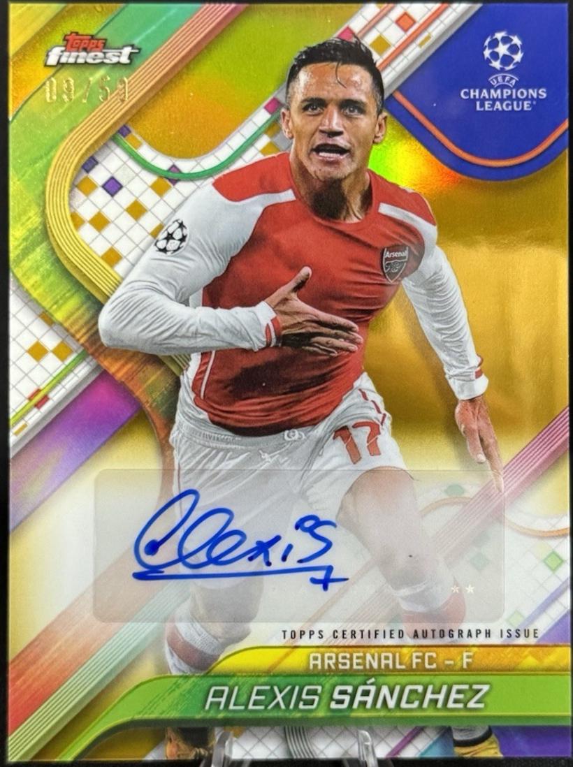 Alexis Sanchez [Gold Refractor] #BA-AX