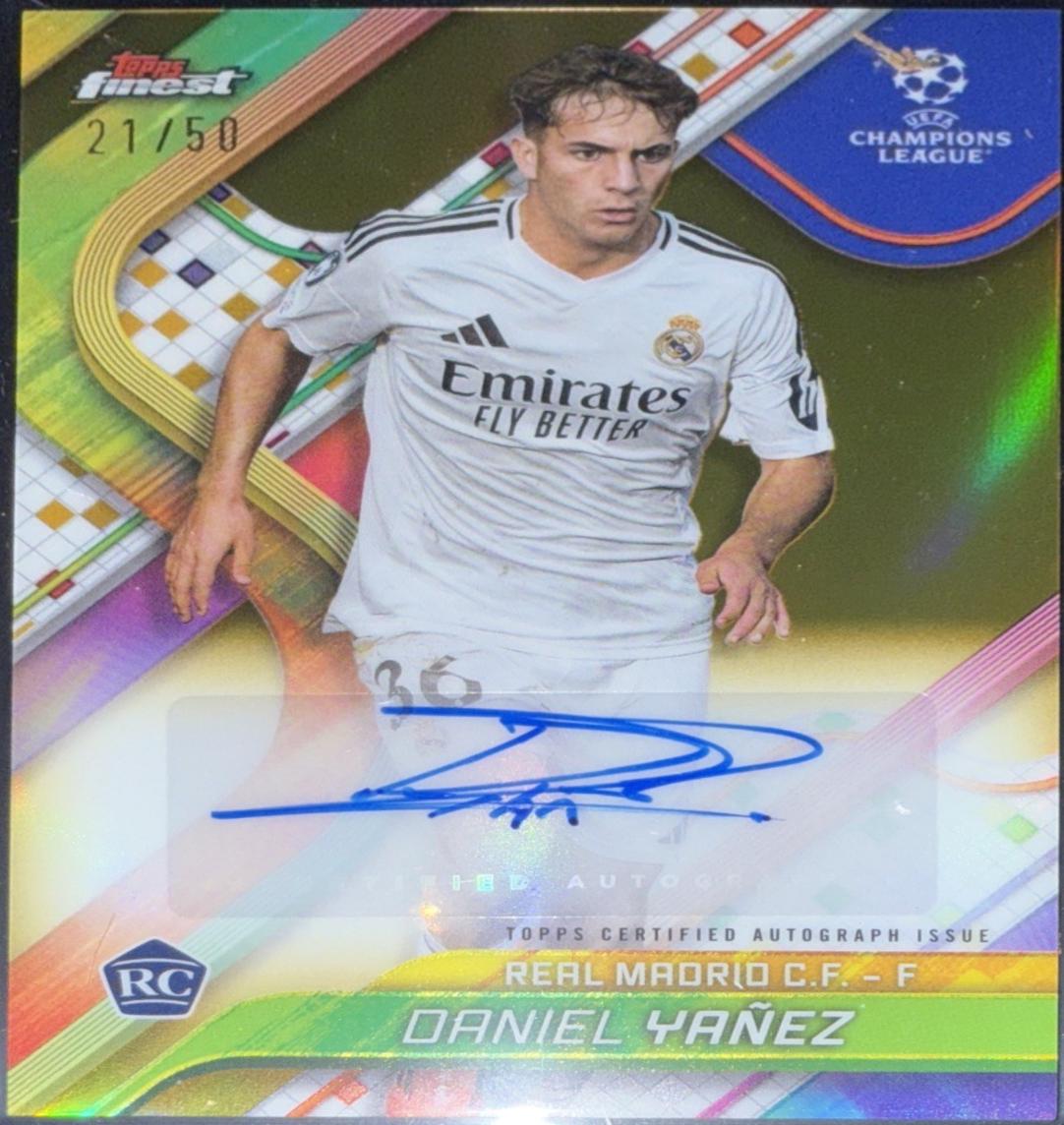Daniel Yanez [Gold Refractor] #BA-DY