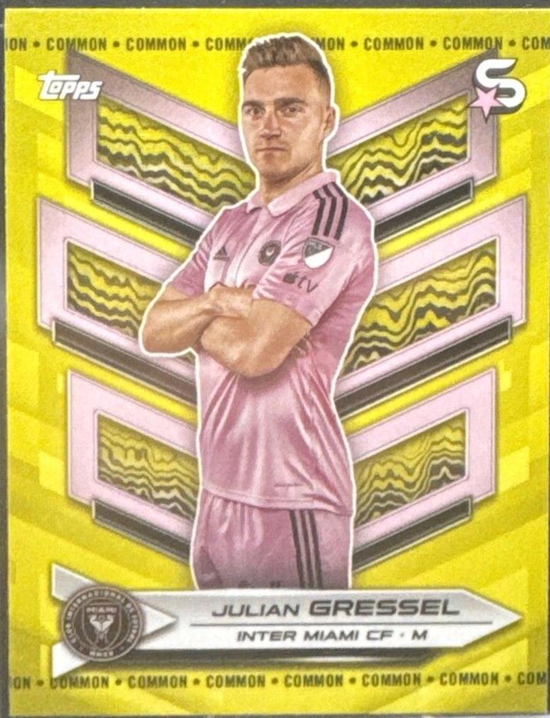 Julian Gressel [Common Yellow] #7