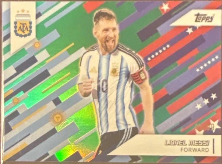 Lionel Messi [Green Rainbow Foil] #31