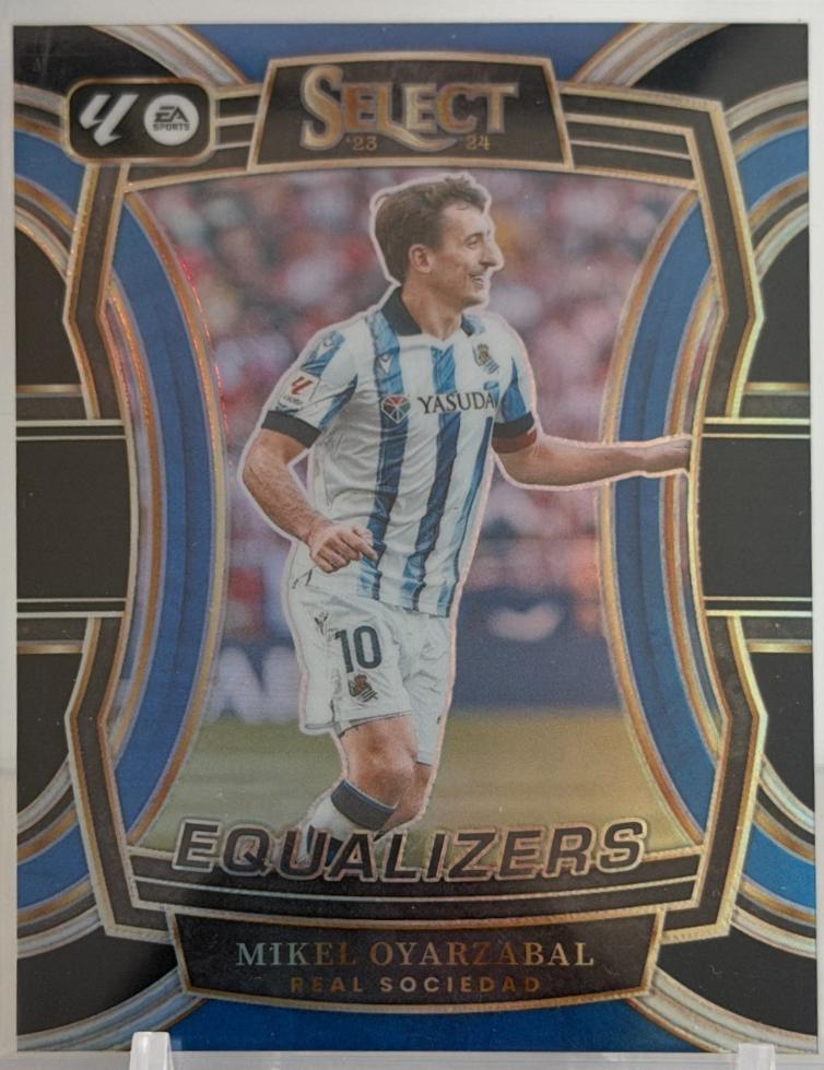 Mikel Oyarzabal [Black] #24