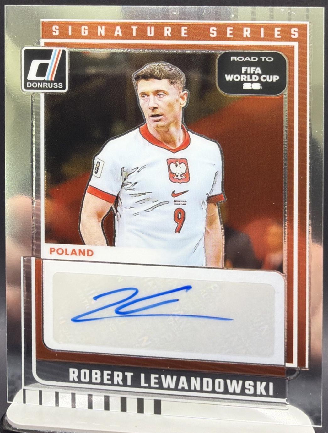 Robert Lewandowski #16
