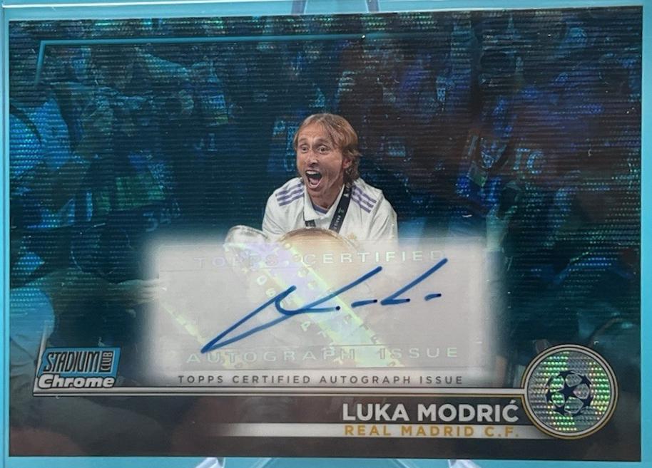 Luka Modric [Blue Wave Refractor] #CA-LMO