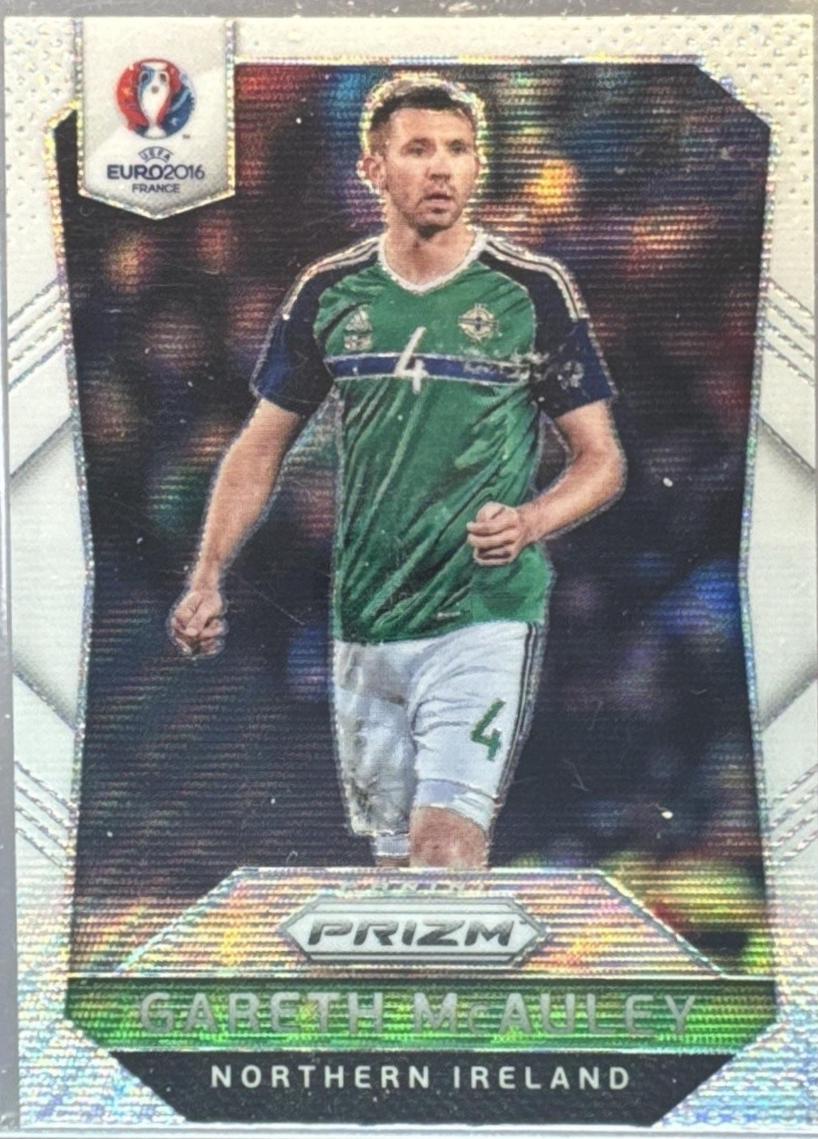 Gareth McAuley [White Prizm] #68